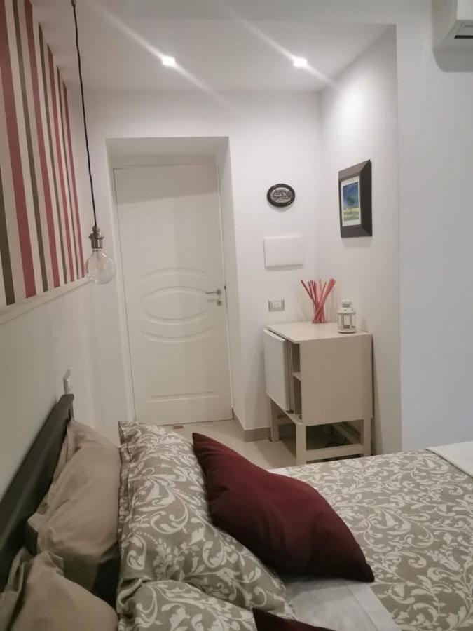 Le Stanze Di Eli E Gio Bed & Breakfast Castellammare di Stabia Dış mekan fotoğraf