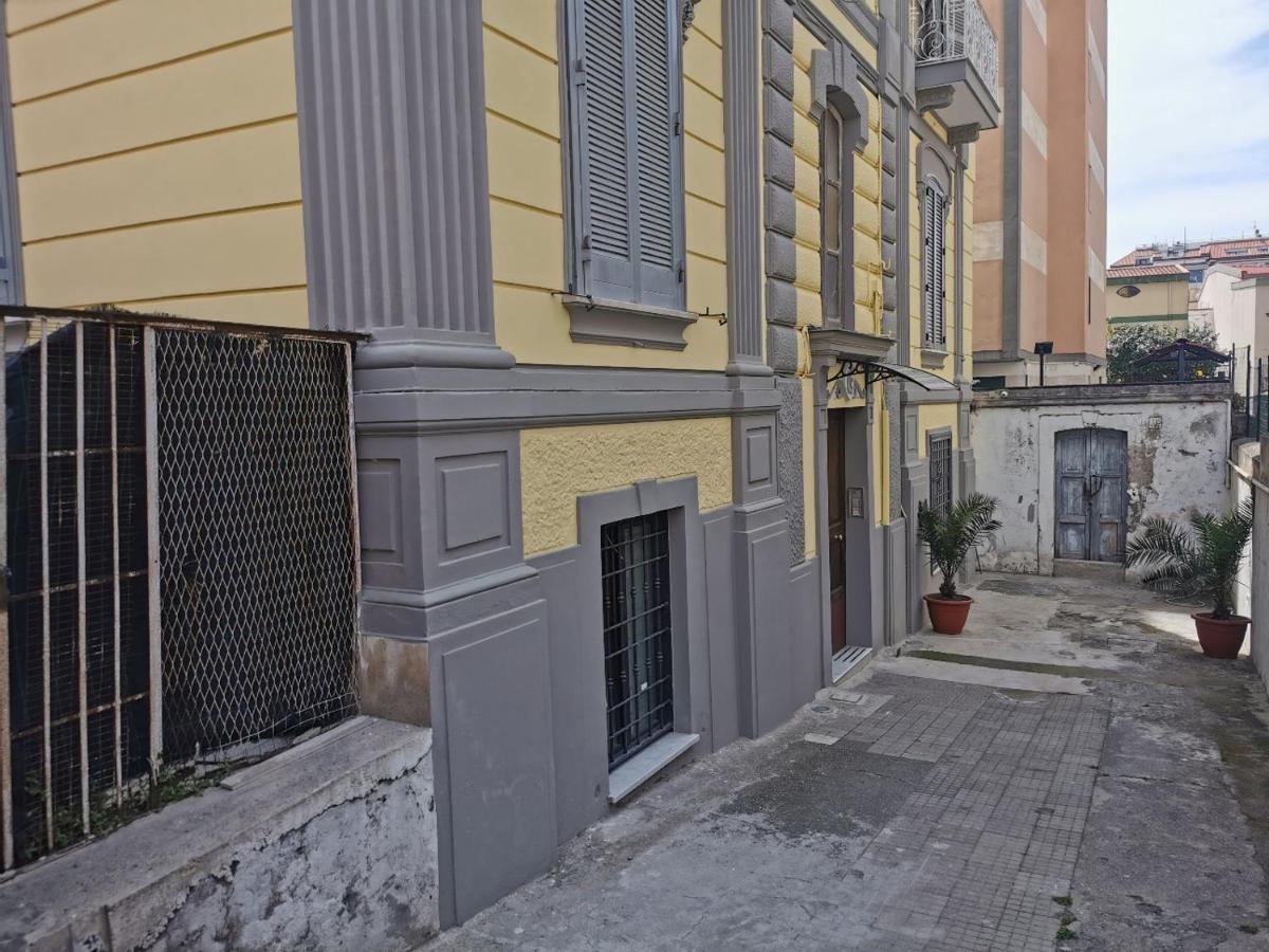 Le Stanze Di Eli E Gio Bed & Breakfast Castellammare di Stabia Dış mekan fotoğraf