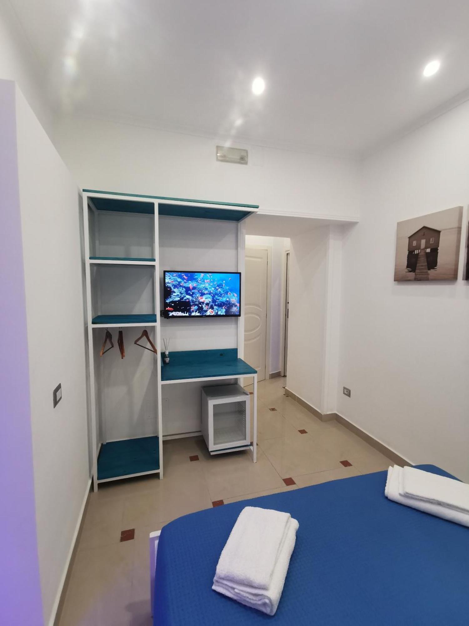 Le Stanze Di Eli E Gio Bed & Breakfast Castellammare di Stabia Dış mekan fotoğraf